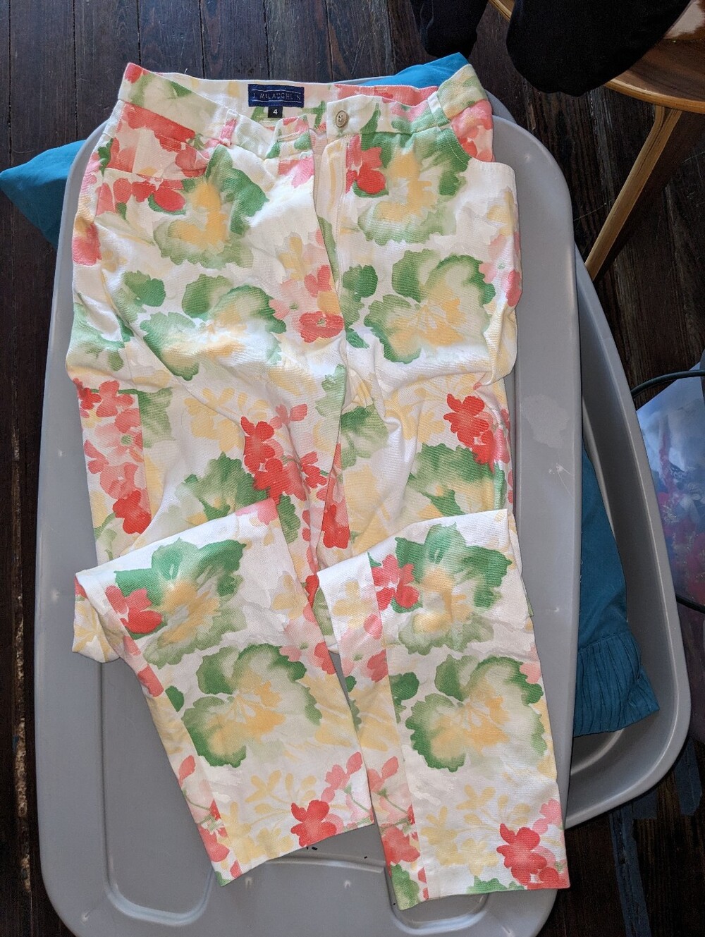 J McLaughlin Floral Crop Pants Size 4 Pastel Watercolor Stretch Ankle Pants